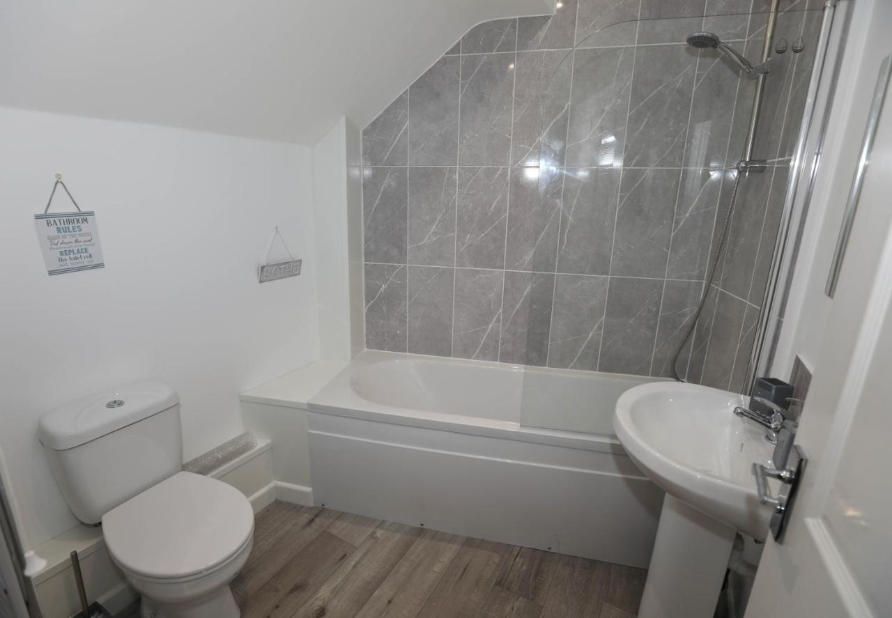 Exmouth - Apartment 2, Strand House - Modern 2 Bedroom Apartment, Perfect Location For Access To Beach & Town Centre - Sleeps 4 Guests - Hosted By Rentmyhouse Exterior photo