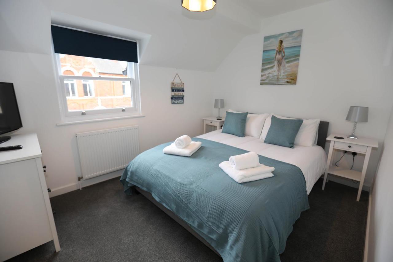 Exmouth - Apartment 2, Strand House - Modern 2 Bedroom Apartment, Perfect Location For Access To Beach & Town Centre - Sleeps 4 Guests - Hosted By Rentmyhouse Exterior photo