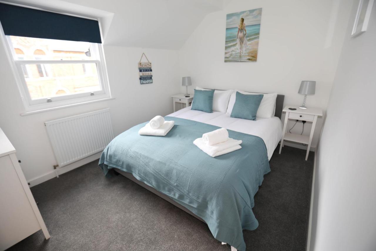 Exmouth - Apartment 2, Strand House - Modern 2 Bedroom Apartment, Perfect Location For Access To Beach & Town Centre - Sleeps 4 Guests - Hosted By Rentmyhouse Exterior photo