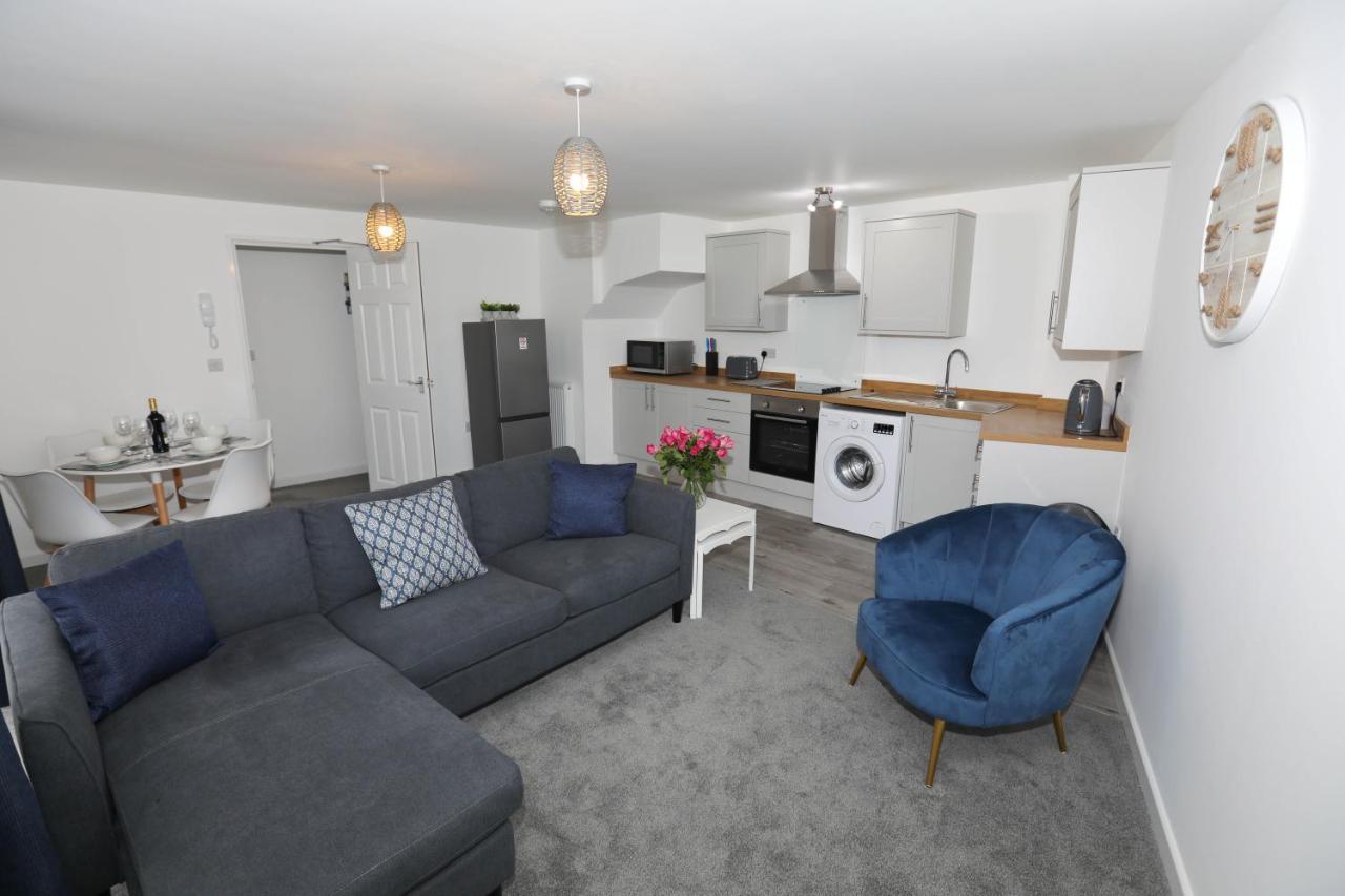 Exmouth - Apartment 2, Strand House - Modern 2 Bedroom Apartment, Perfect Location For Access To Beach & Town Centre - Sleeps 4 Guests - Hosted By Rentmyhouse Exterior photo