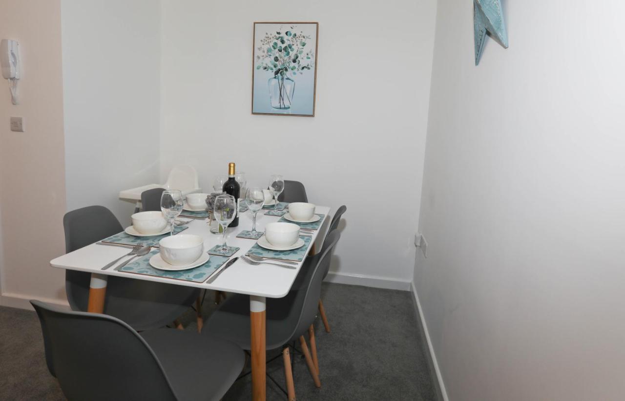 Exmouth - Apartment 2, Strand House - Modern 2 Bedroom Apartment, Perfect Location For Access To Beach & Town Centre - Sleeps 4 Guests - Hosted By Rentmyhouse Exterior photo